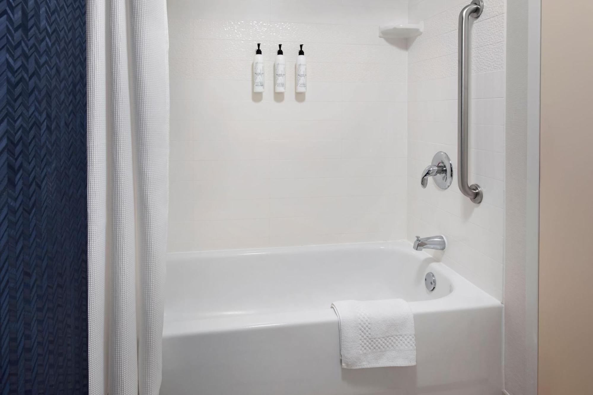 Fairfield By Marriott Inn & Suites Wallingford New Haven Esterno foto